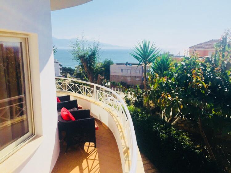 Apartments On The Beach Sarande Exterior photo