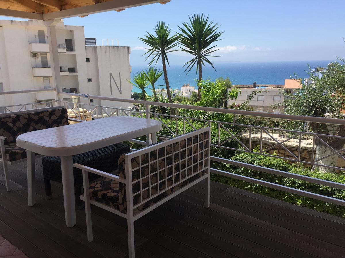Apartments On The Beach Sarande Exterior photo