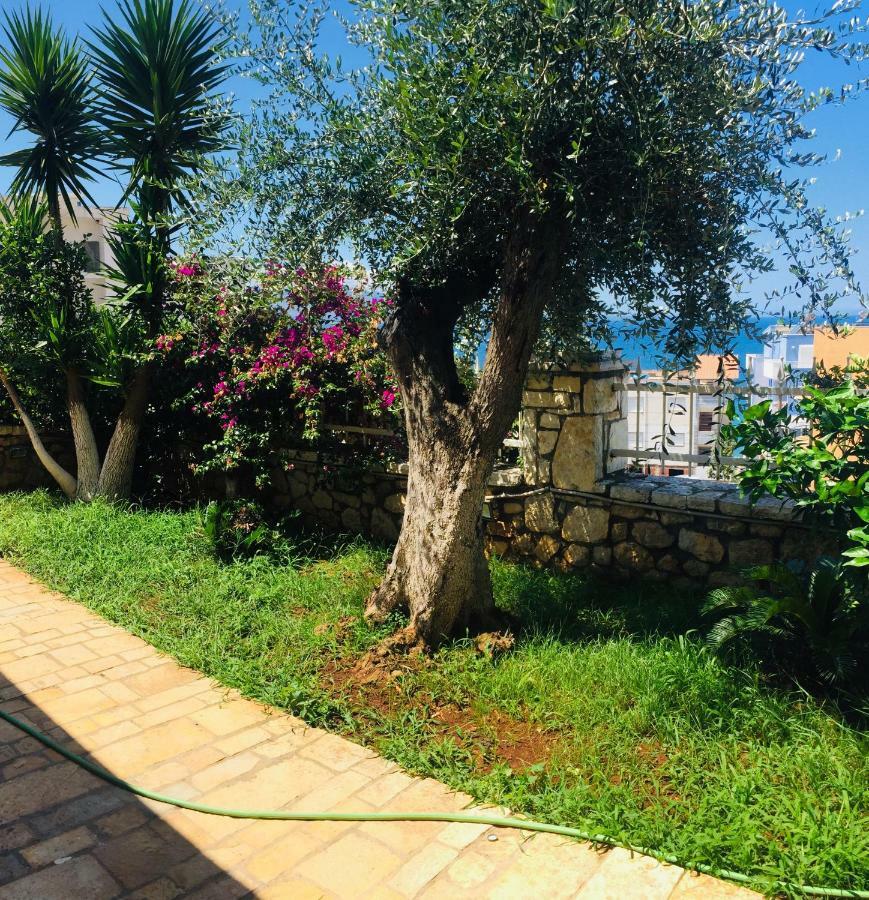 Apartments On The Beach Sarande Exterior photo